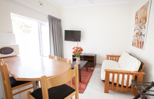 Self-Catering-Apartment-4